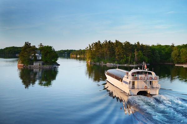Kingston 1000 Islands Cruises