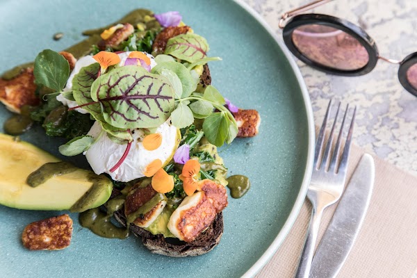 Girdlers Café - Dee Why 5