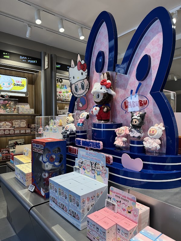 POP MART 4