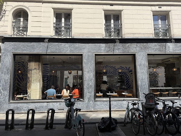 Qasti Bistro 2