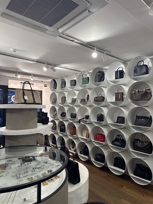 Hedy Daikanyama Vintage shop Tokyo 4
