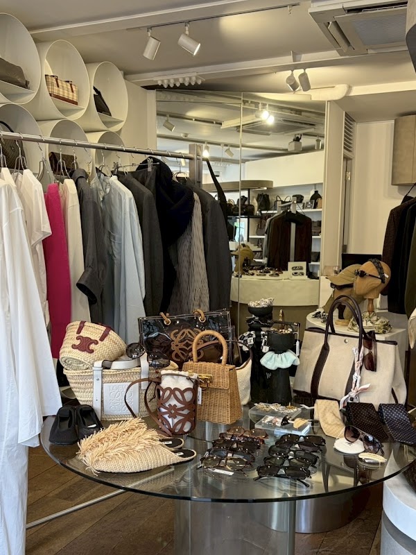 Hedy Daikanyama Vintage shop Tokyo 2