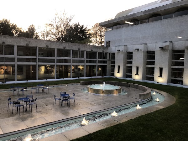 Murray Edwards College 4