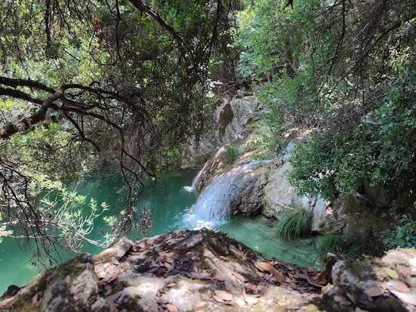 Polylimnio Waterfalls 4