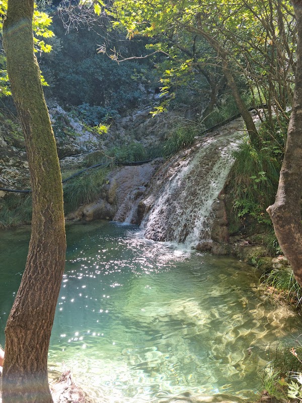 Polylimnio Waterfalls 2