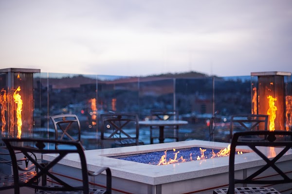 Juniper at Vertex Sky Bar 4