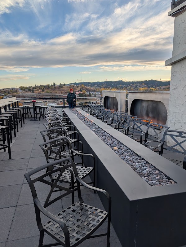 Juniper at Vertex Sky Bar 3