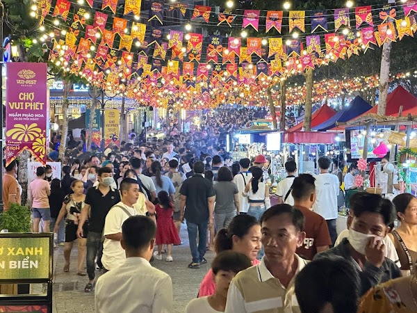 Chợ đêm Vui Fest 3