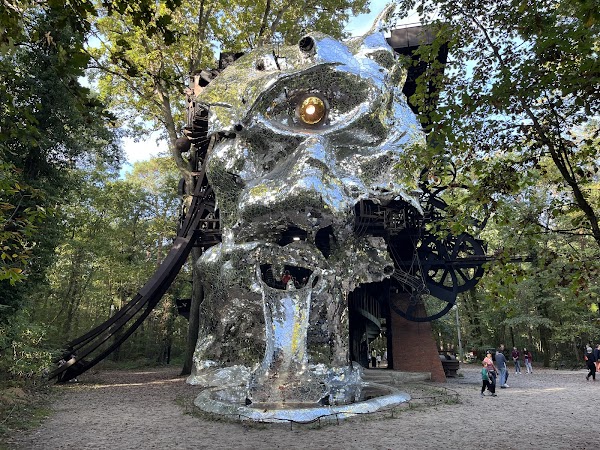 Le Cyclop 1