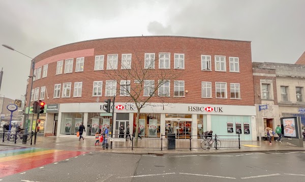 HSBC Kingston Clarence Street 5