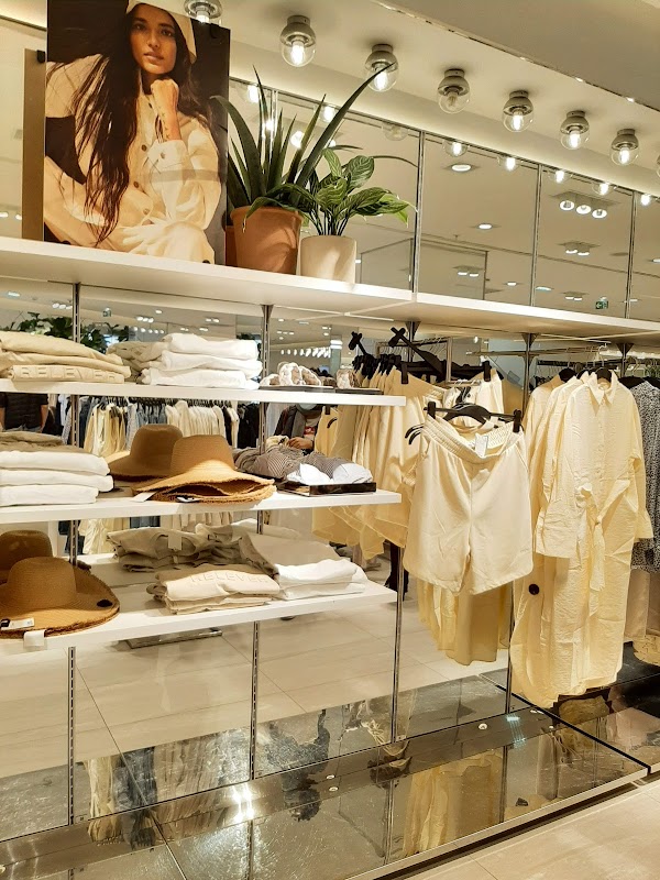 H&M 4