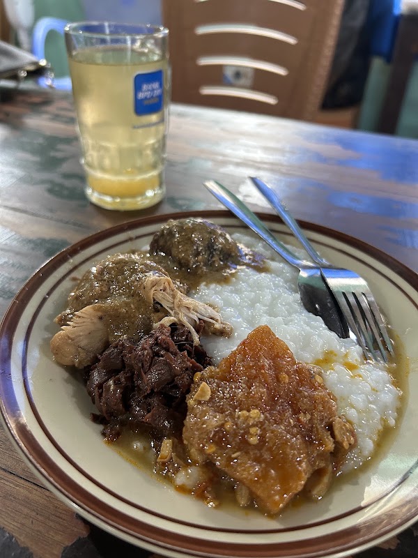 Gudeg Mbak Pirang 5