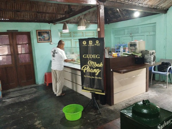 Gudeg Mbak Pirang 4