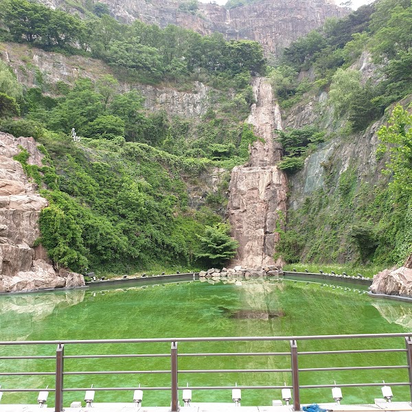 Yongma Waterfall Park 4