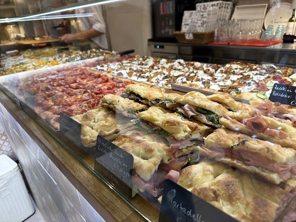 SPIZZICA ROMA - Pizza al Taglio 2