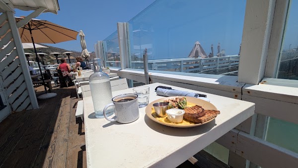 Malibu Farm Restaurant at the Pier 5