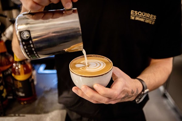Esquires Coffee Walthamstow 3