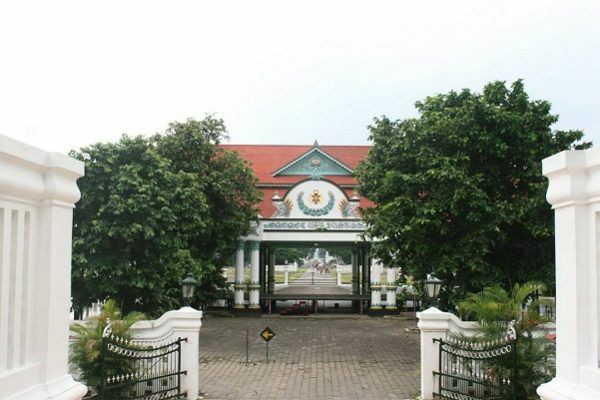 Kraton 4