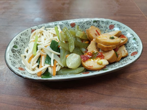 Zhongcheng Beef Noodle Restaurant 4