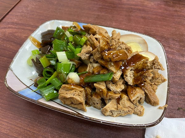 Zhongcheng Beef Noodle Restaurant 3