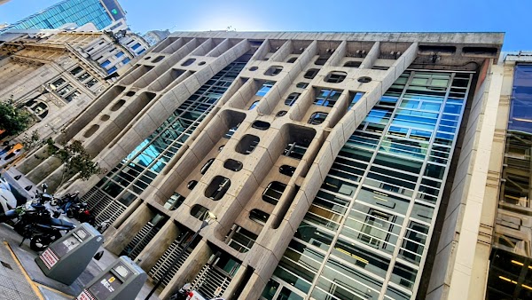 Banco de Londres y América del Sur Headquarters 5