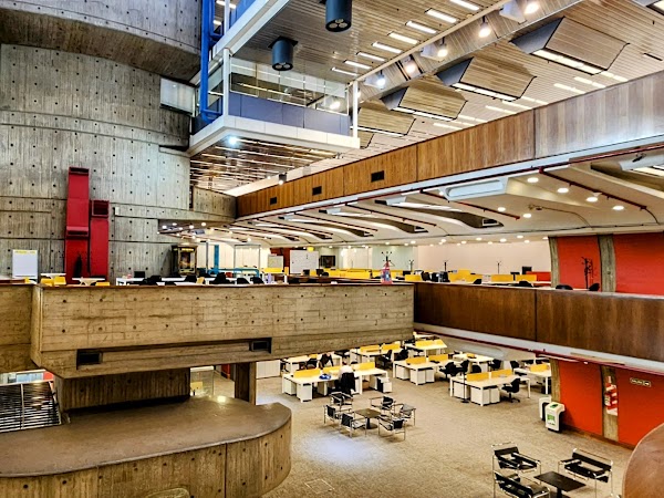Banco de Londres y América del Sur Headquarters 3