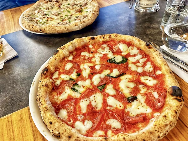 Pizza Nuova 3