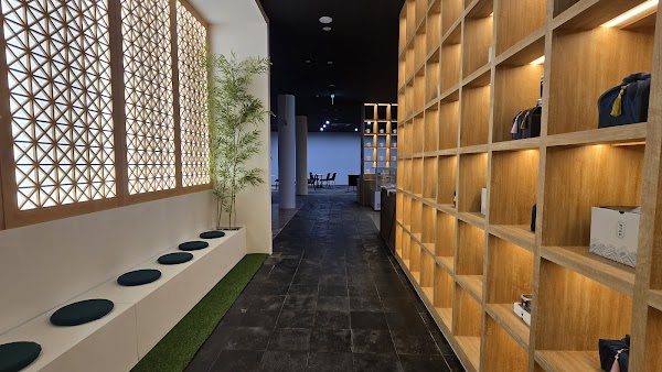 살롱드로드(Salon de Rode)