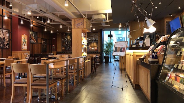 The Coffee Bean & Tea Leaf Apgujeong Hyundai Apartments 1