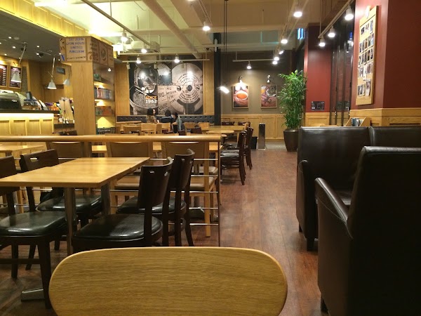 The Coffee Bean & Tea Leaf Apgujeong Hyundai Apartments 2