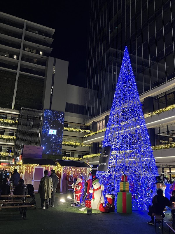 クリスマスゲートパークin 福岡大名ガーデンシティ 1