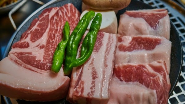 도돈 협재흑돼지 – Jeju Black Pork BBQ 5