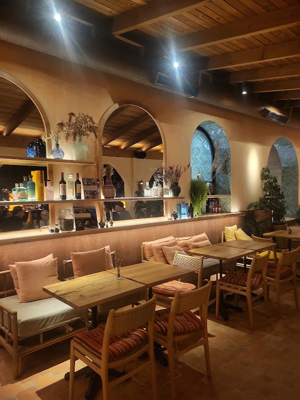 EOS Mezze Bar 2