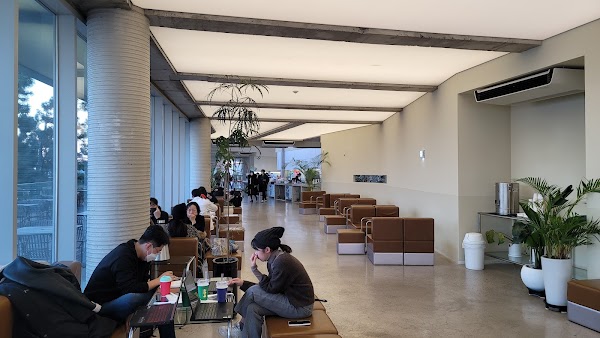 Arrangement Cafe