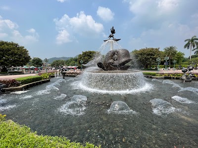 Hong Kong Disneyland Resort 1