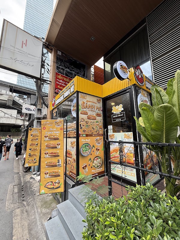 Sawasdee Banh Mi (Silom Branch) 1