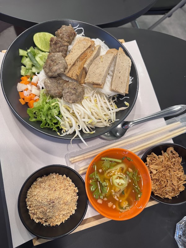 Sawasdee Banh Mi (Silom Branch) 4