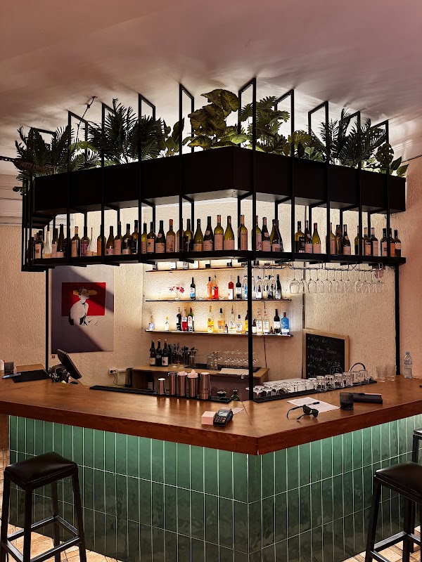 ღვინის მოედანი / Wine Square Bar-Restaurant