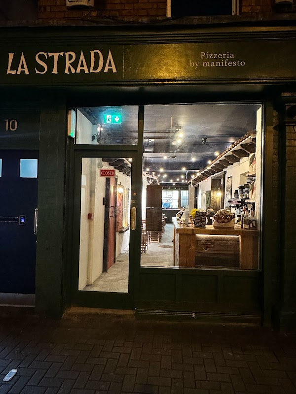 La Strada by Manifesto