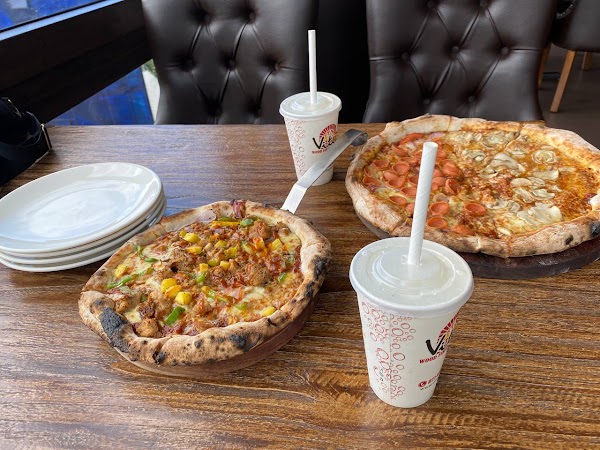 Vito Wood Fired Pizza Kandy 3