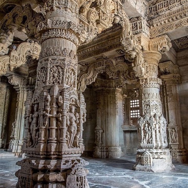 Sas Bahu Temple 3