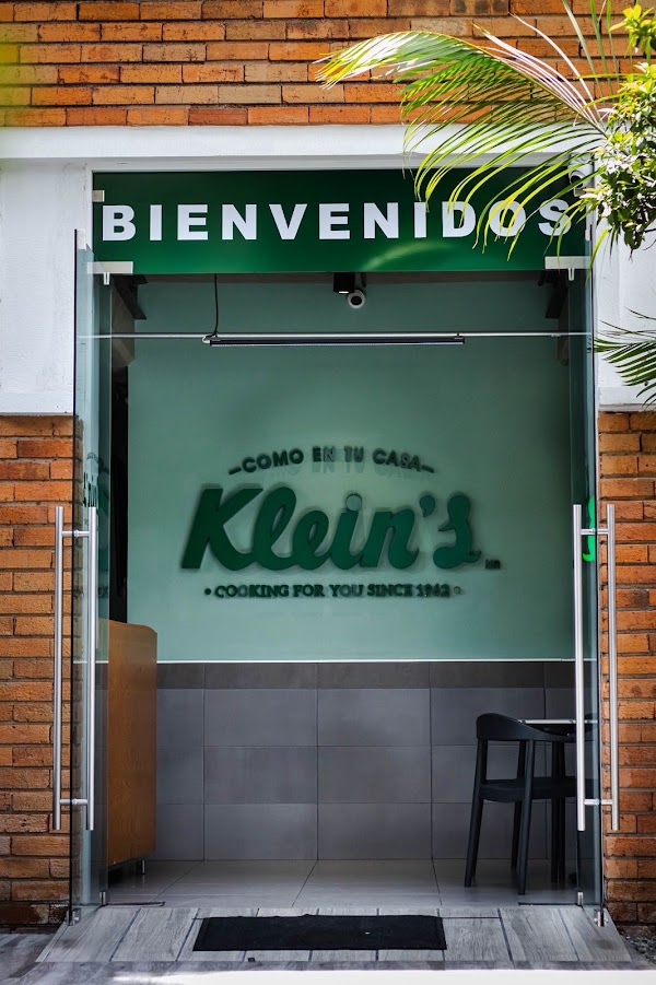 Klein's Del Valle