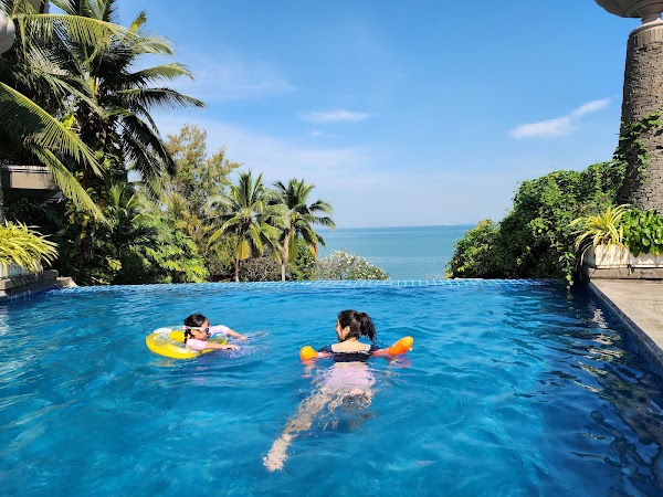 Garden Cliff Resort & Spa Pattaya 4