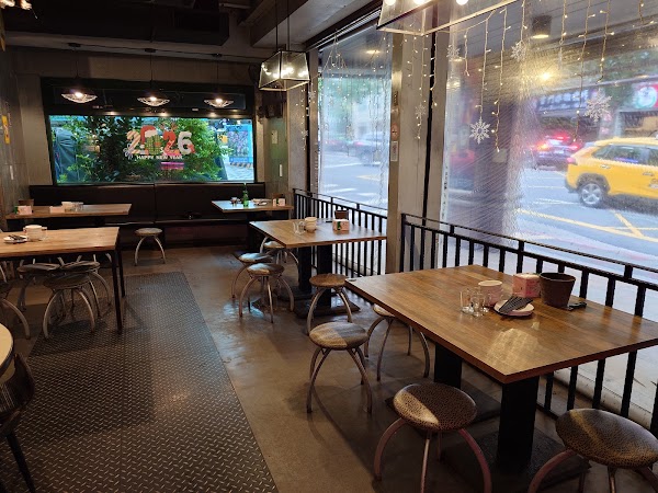 臨洋港生猛活海鮮長安店 1