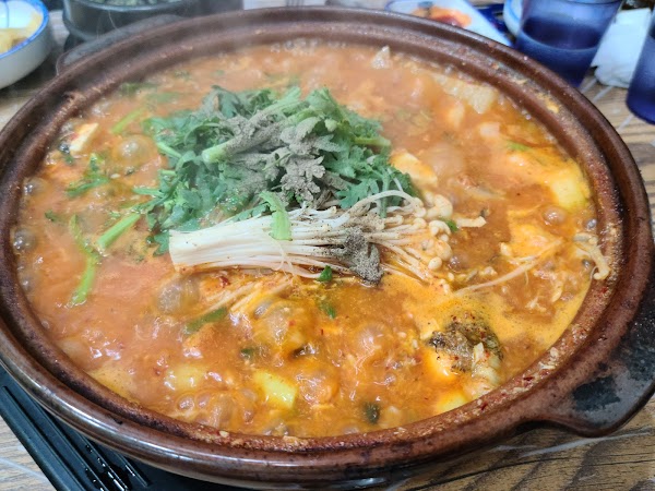 홍이네횟집 2