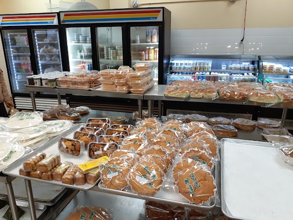 Bánh Mì & Chè Cali Bakery 1