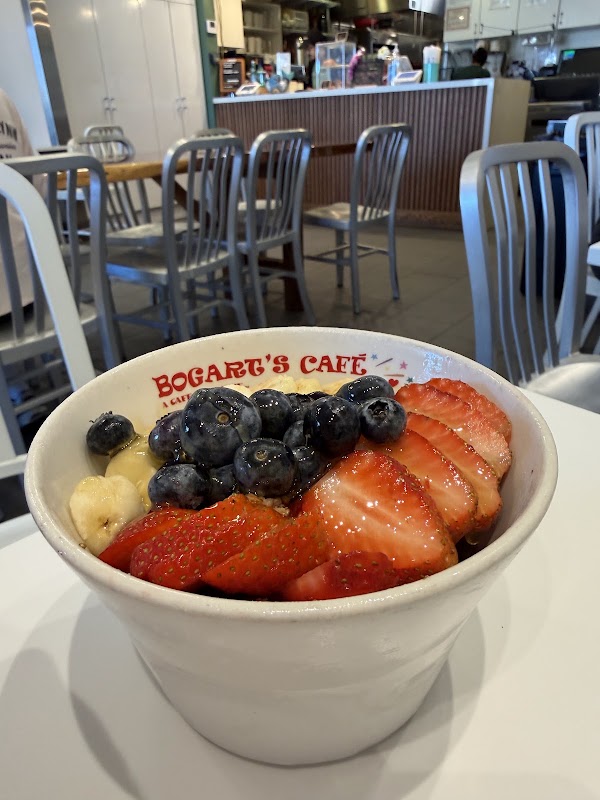 Bogart's Café 3