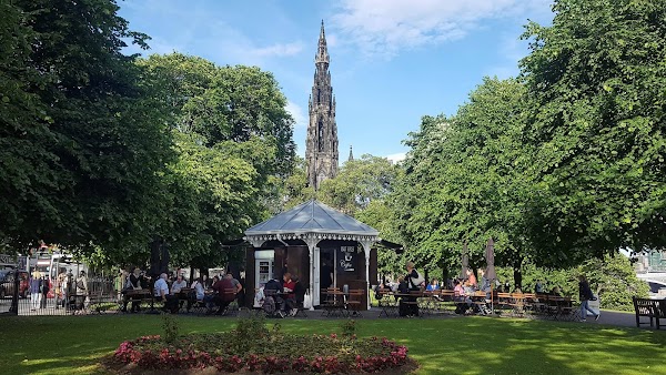 Sir Walter's Cafe in the Gardens 4