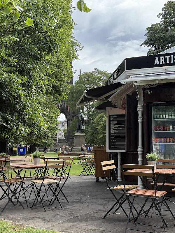 Sir Walter's Cafe in the Gardens 3