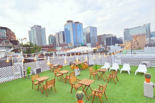 OYO Rooftop Hostel